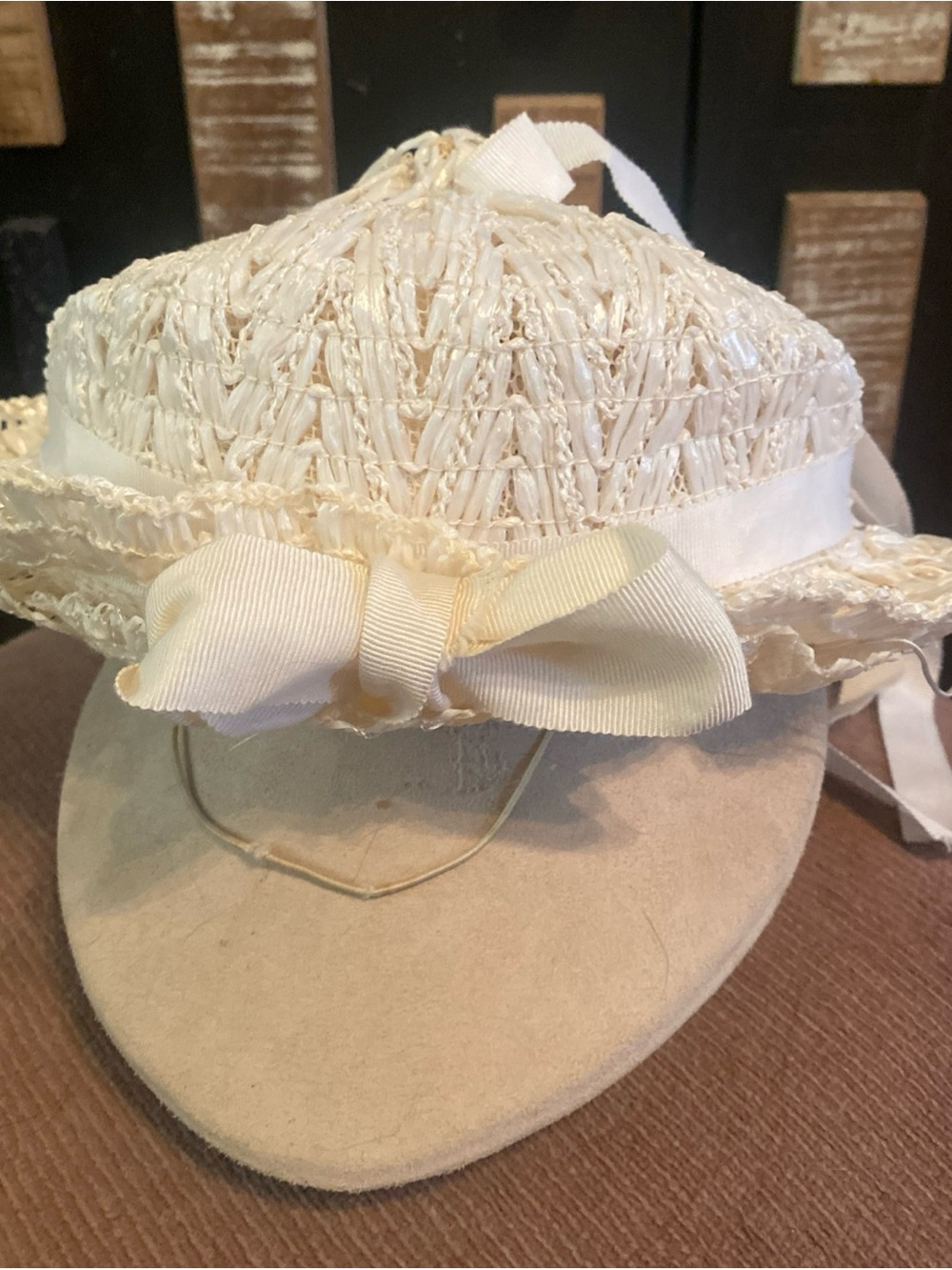 Vintage 1950’s Cream Straw Sun Hat with Bow - Women's Summer Hat